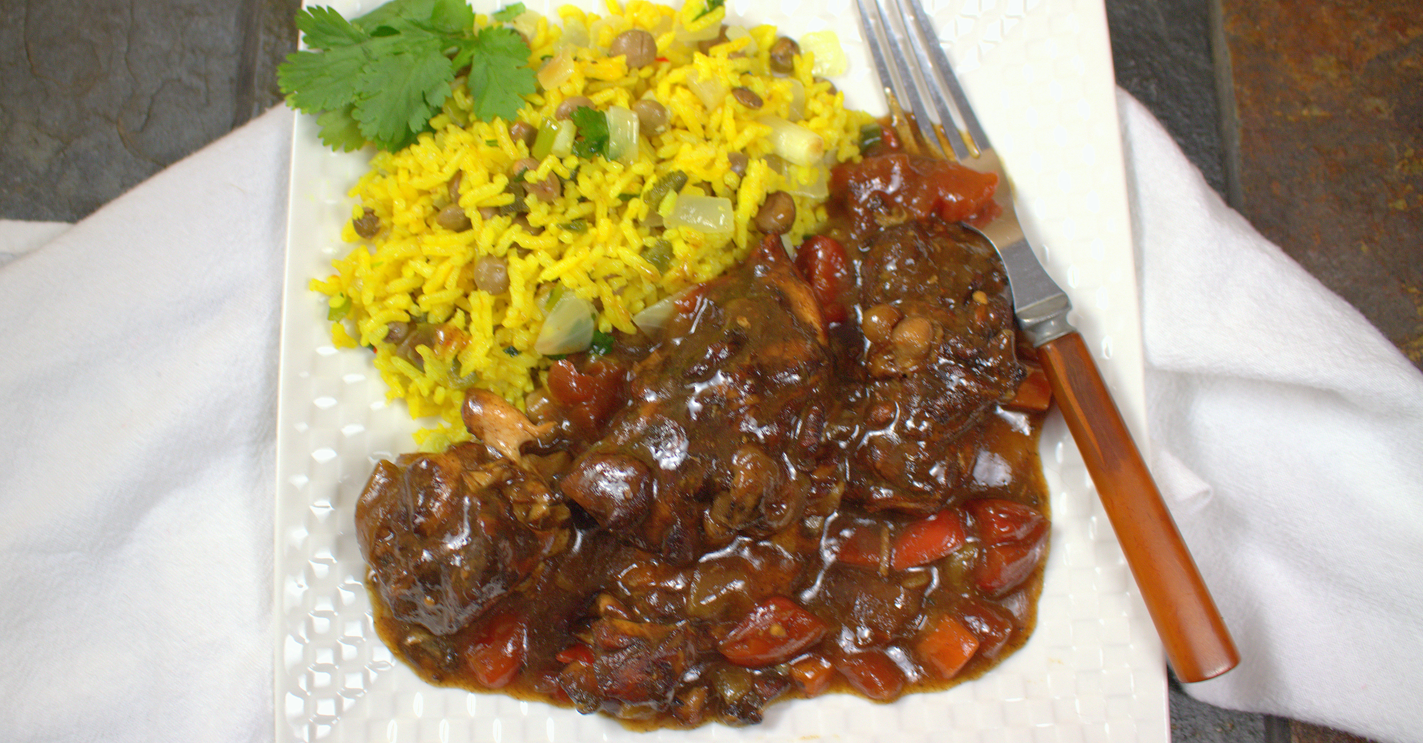 Jamaican Brown Stew Chicken - Palatable Pastime